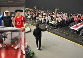 Iñaki, Labayen, Jokin, Latu, amigos para siempre. La pelota en Tolosaldea está de dulce. Cinco pelotaris en la máxima categoría.
