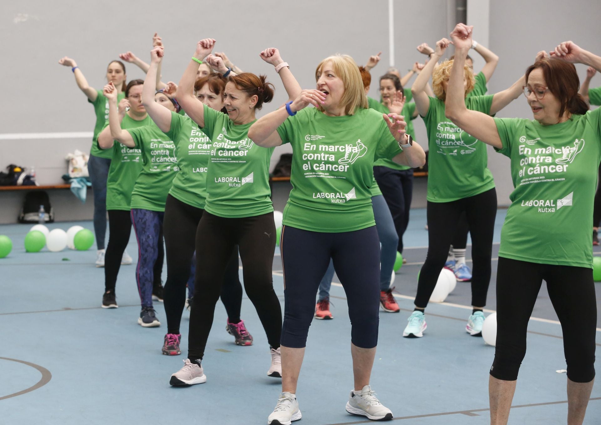 Zumba contra el cáncer en Gijón