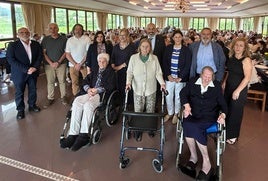 Ribadesella rinde homenaje a sus mayores