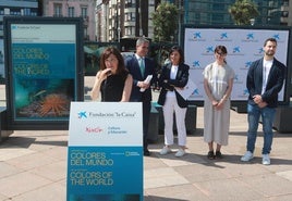 Irene Agudo, Emilio Cuadrado, Montse López, Alexandra Laudo y Aitor Martínez, en la presentación de la exposición.