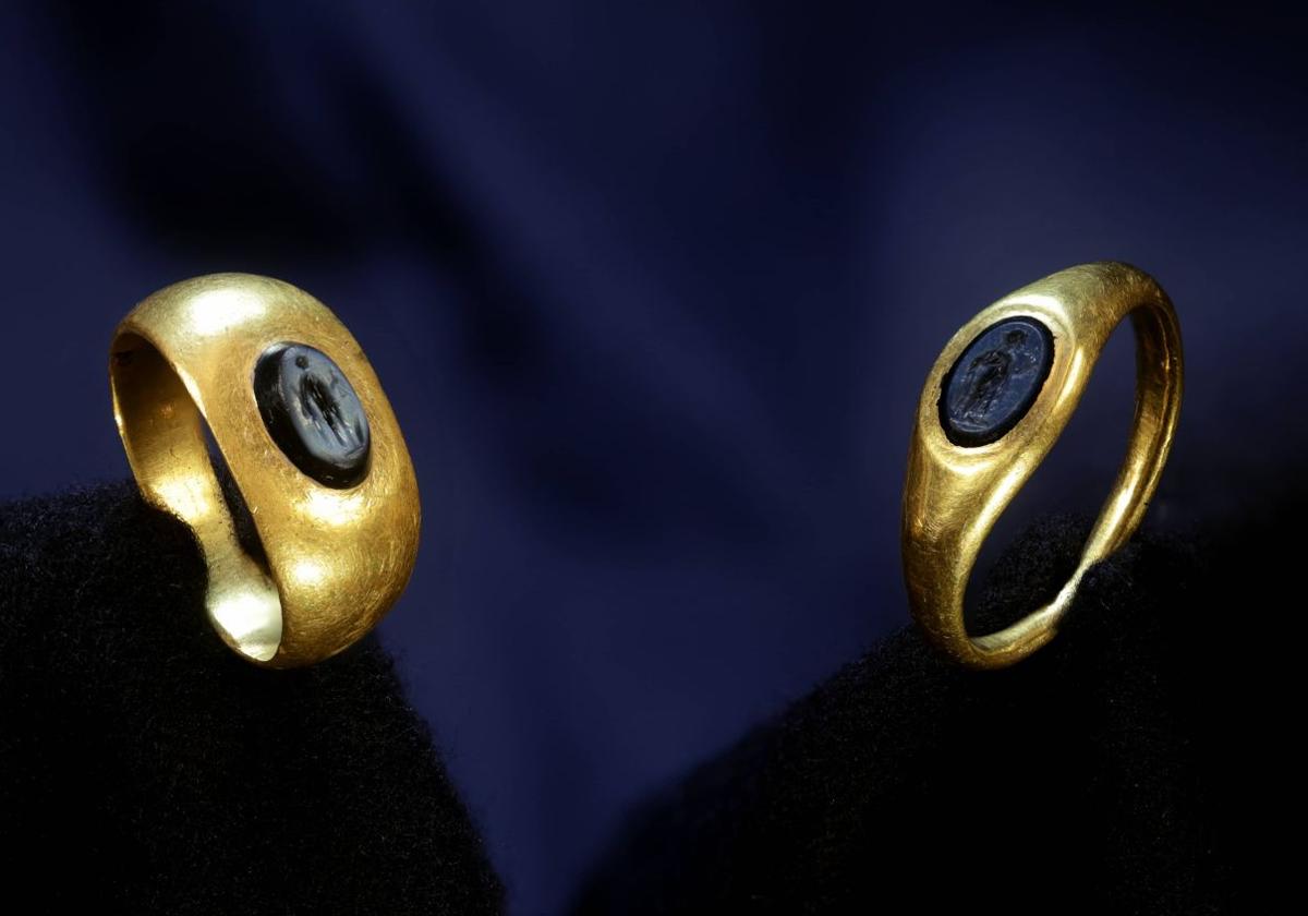 Hallado en Iparralde un anillo de época romana casi idéntico a otro encontrado en Navarra