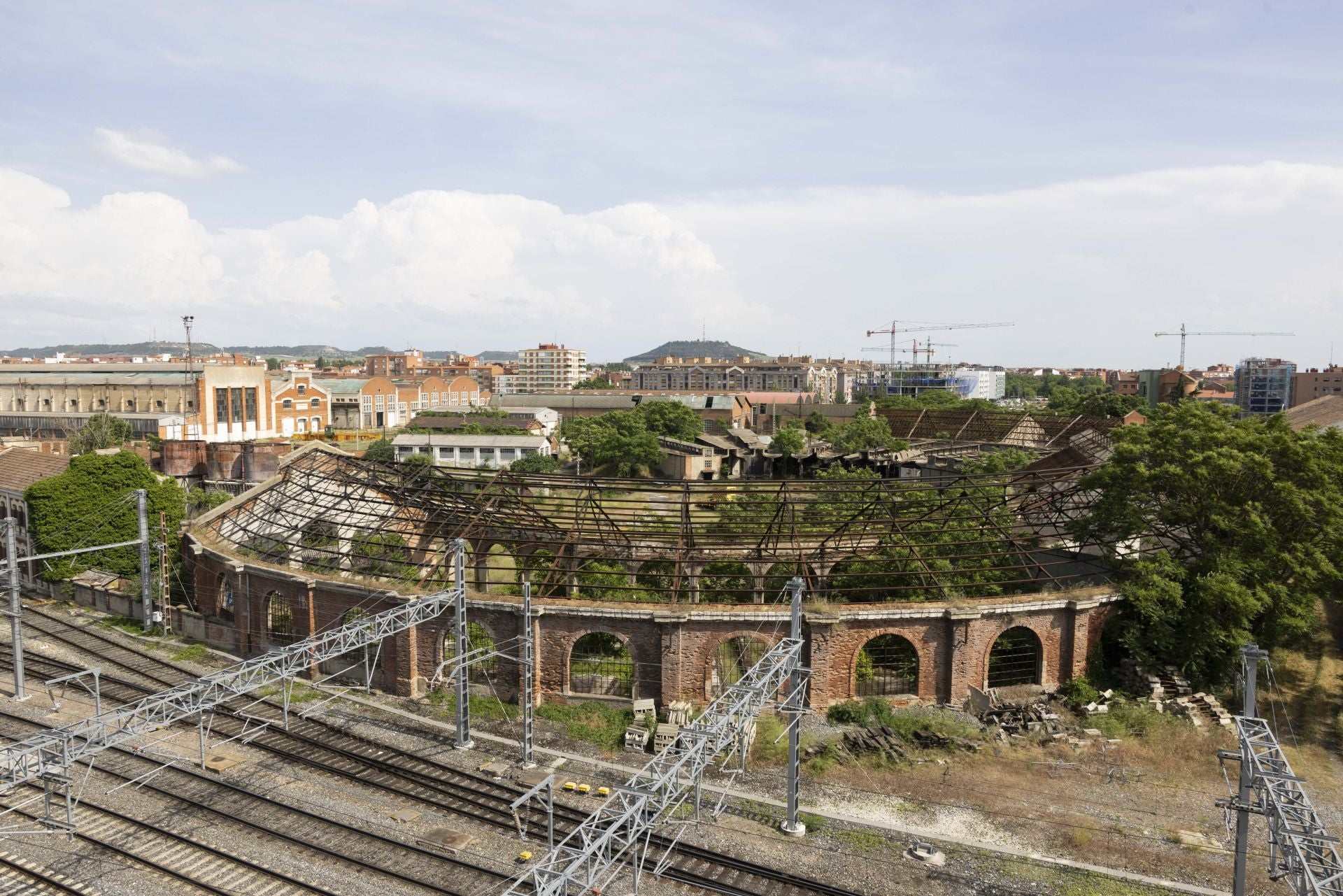 El primer depósito de locomotoras con diseño de herradura está en Valladolid