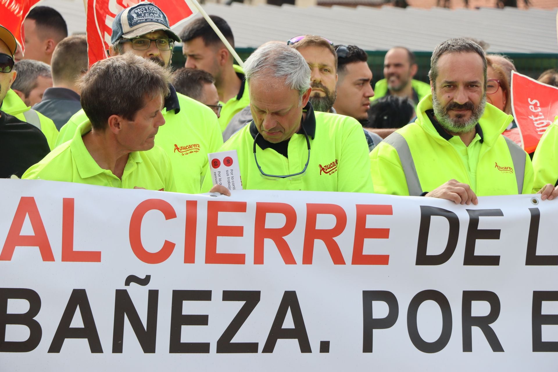 Concentración de trabajadores de Azucarera de La Bañeza