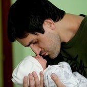 Complemento de maternidad para hombres jubilados: requisitos y cómo solicitarlo