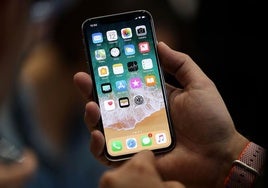 Apple presenta la nueva actualización iOS 26.
