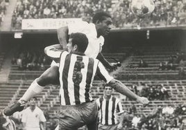 Waldo se convirtió en el gran protagonista de los duelos entre el Valencia y el Sevilla celebrados en Mestalla durante los años 60. El delantero brasileño anotó 7 goles en 6 partidos.